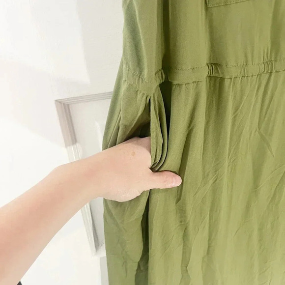 Torrid Green Lightweight Sleeveless Dress with Chain Detail at Neck Plus Size 2X - Picture 5 of 8